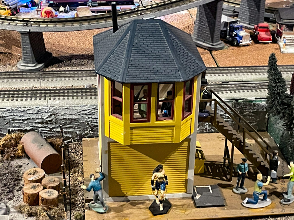 signal box with special characters 